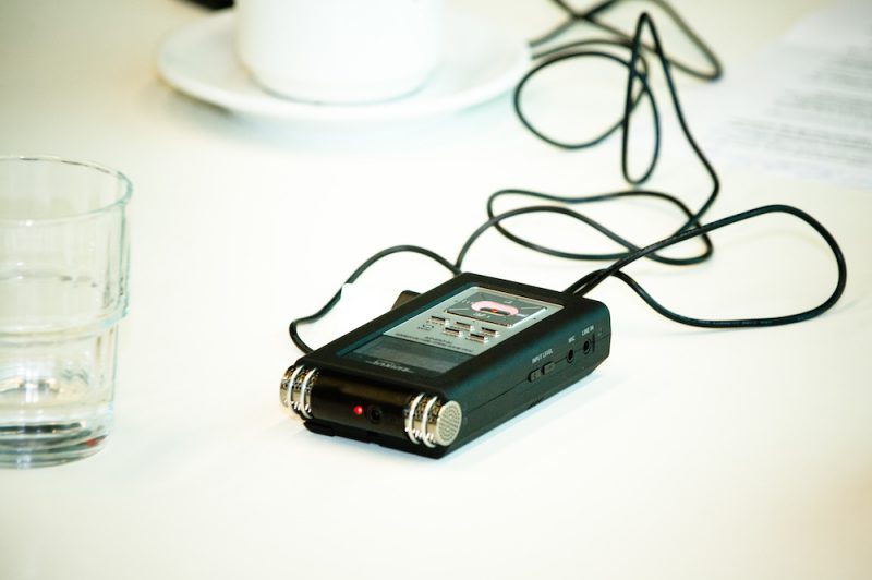 Flickr_-_boellstiftung_-_Diktiergerät